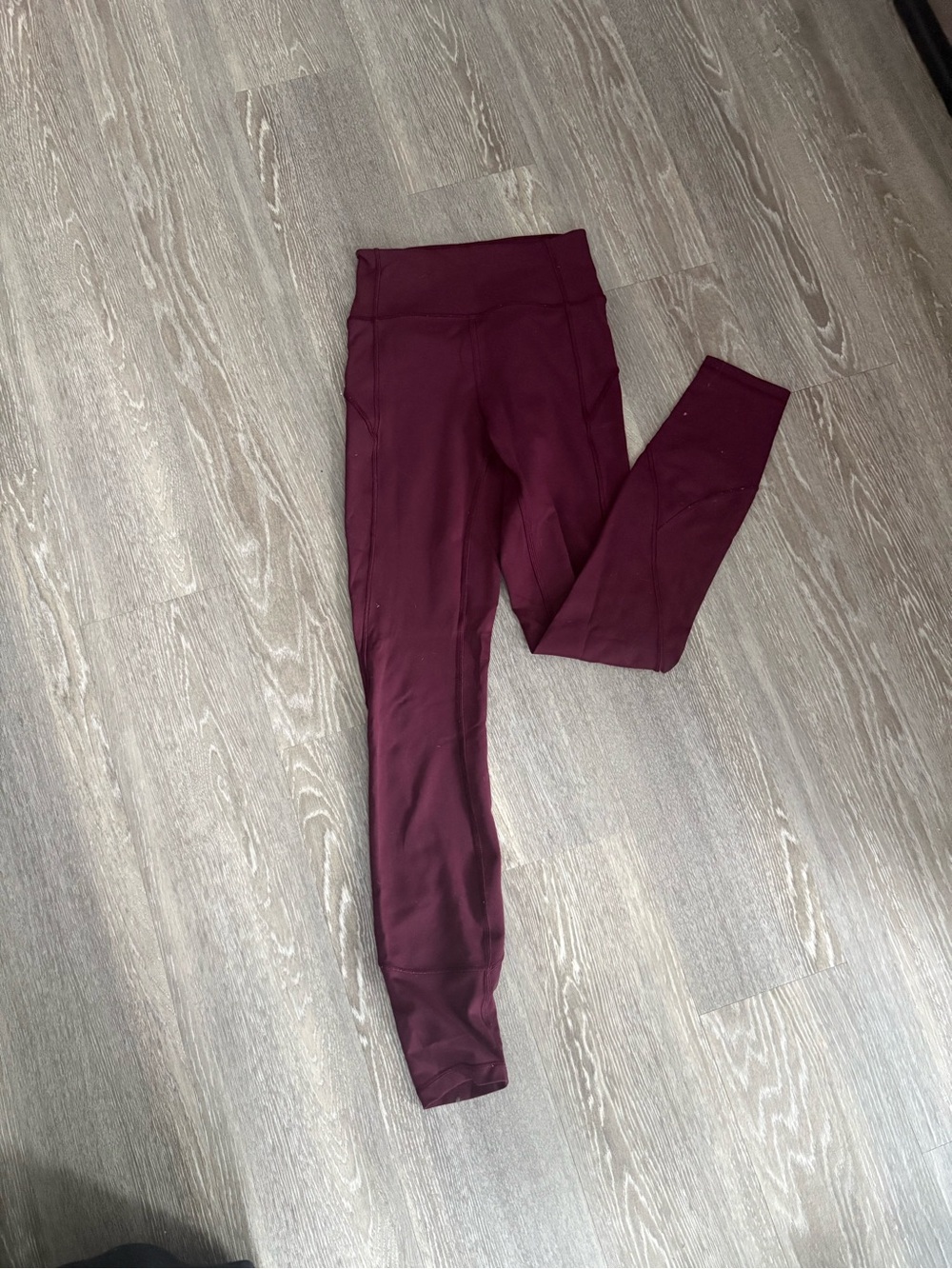 lululemon athletica women’s Wine-Colored High-Rise Leggings